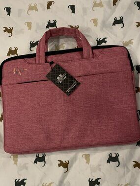 NWT Qinnxer Laptop Protective case with Handles